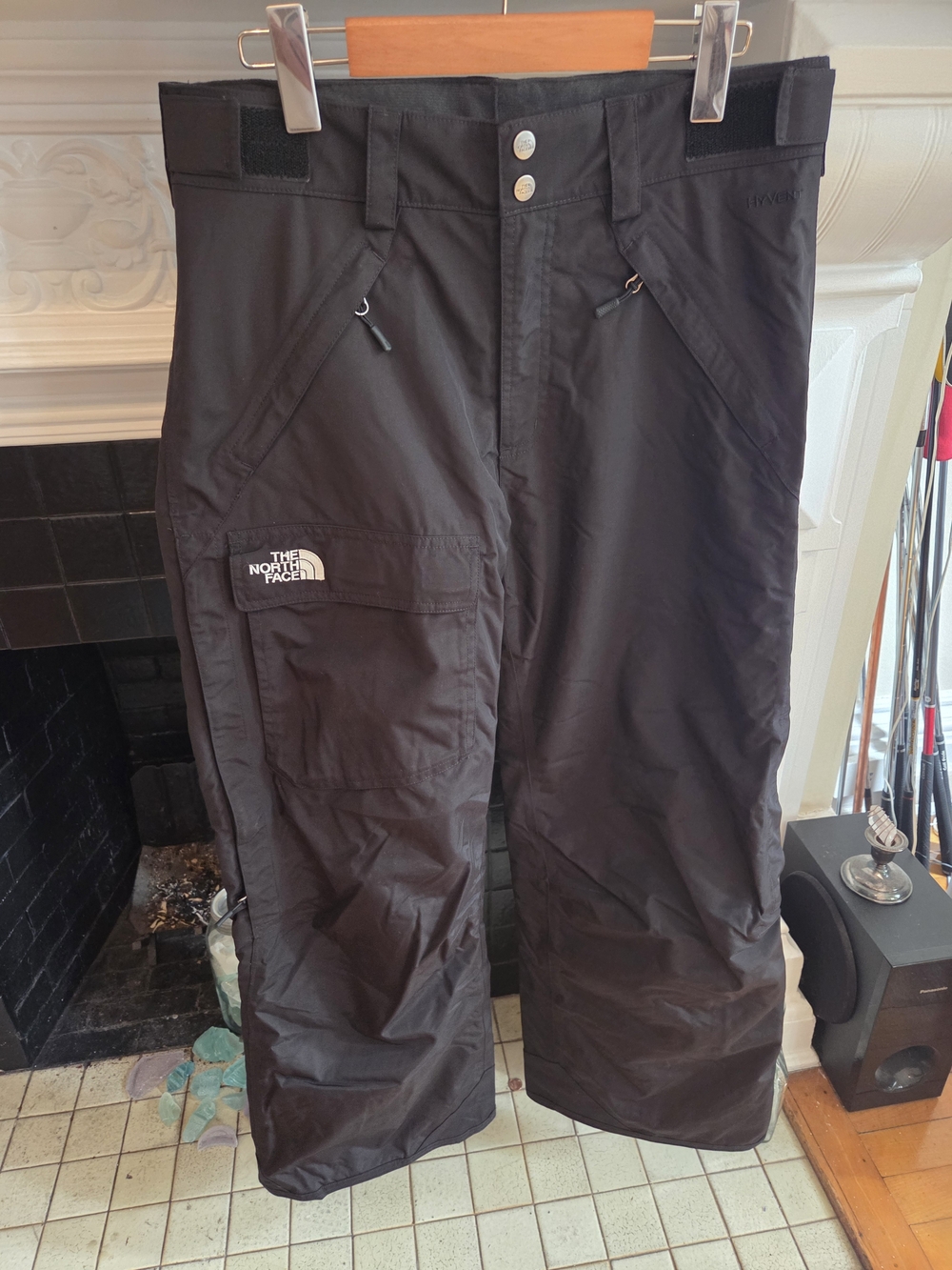 The North Face HyVent ski pants Black - Men's Small Waterproof Insulated
